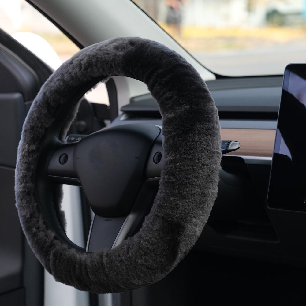 Natural Automotive Classic Sheepskin Steering Wheel Cover | 1-Piece | Grey